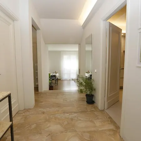 Pisacane61 Bed & Breakfast 4*